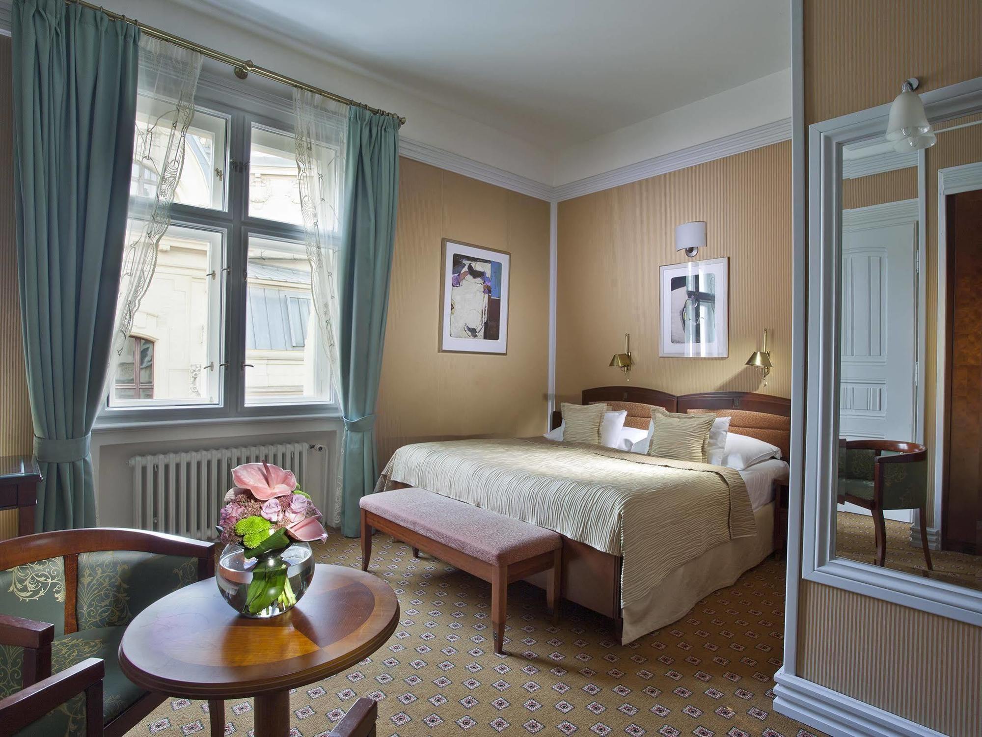 Hotel Paris Praga