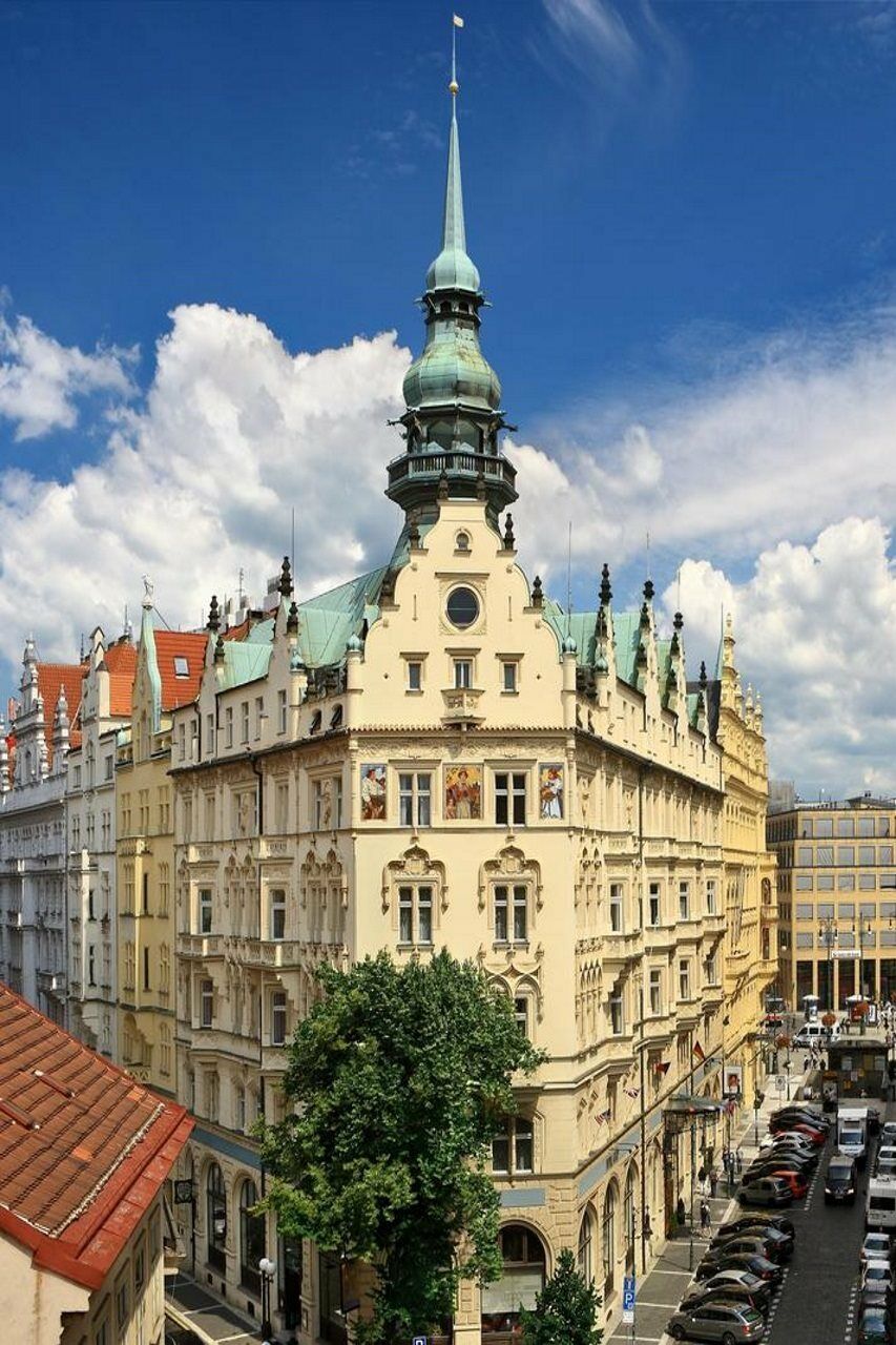 Paris Hotel Praga